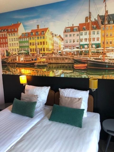 Hotel De Valk Валкенсваард Екстериор снимка